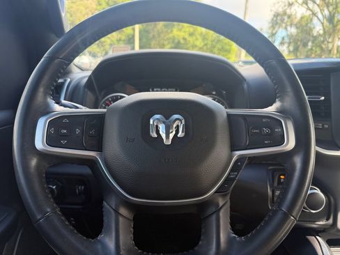 Used 2022 RAM 1500 Big Horn AWD/4WD image 21