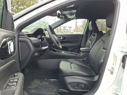 New 2026 Jeep Compass Limited image 6