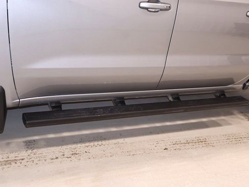 Used 2024 Chevrolet Silverado 1500 LT image 37