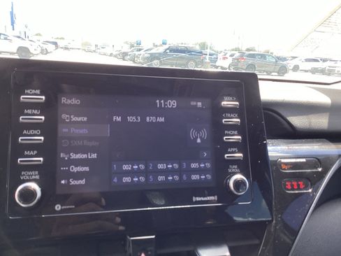 Used 2023 Toyota Camry SE FWD image 18