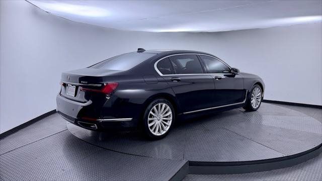 Used 2022 BMW 740i w/ Premium Package RWD image 8