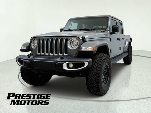 Used 2021 Jeep Gladiator Overland w/ Uconnect 4C Nav & Sound Group AWD/4WD image 2