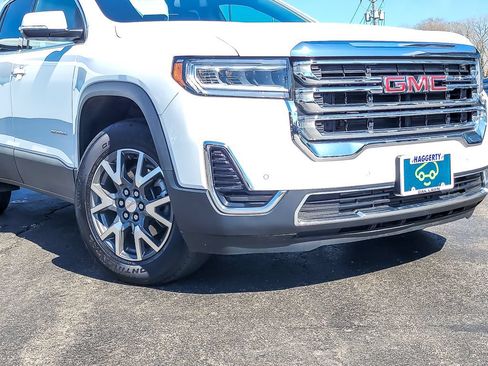 Certified 2023 GMC Acadia SLE w/ Driver Convenience Package AWD/4WD image 2