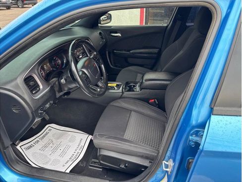 Used 2019 Dodge Charger SXT w/ Blacktop Package RWD image 14
