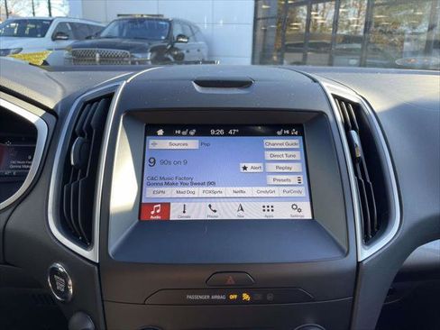 Used 2019 Ford Edge SEL w/ Equipment Group 201A image 27
