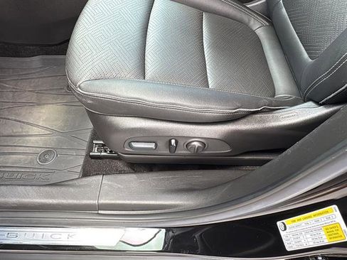 Used 2023 Buick Encore GX Essence w/ Experience Buick Package image 16