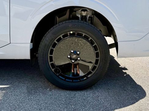 New 2025 Ford Maverick Lobo image 37