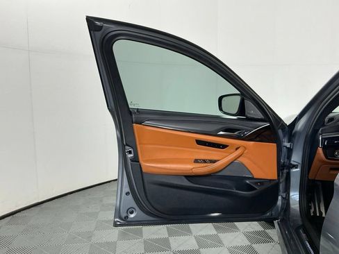 Used 2023 BMW M5 w/ Competition Package AWD/4WD image 19