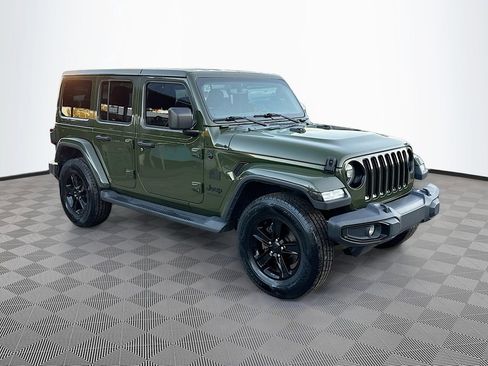 Used 2020 Jeep Wrangler Unlimited Sahara image 4