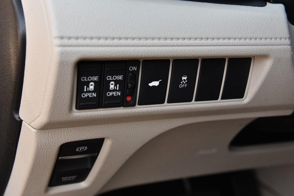Certified 2026 Honda Odyssey EX-L image 11
