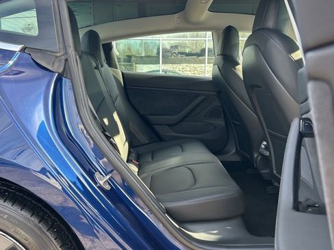 Used 2018 Tesla Model 3 Long Range image 14