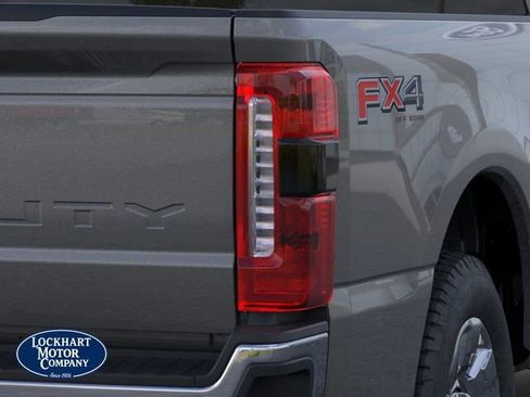 New 2026 Ford F350 Lariat image 21