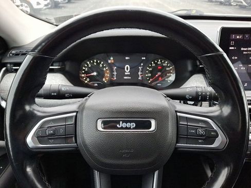 Certified 2022 Jeep Compass Latitude image 22