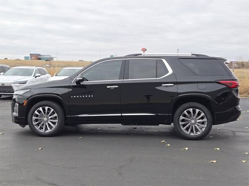 Used 2023 Chevrolet Traverse Premier w/ LPO, Floor Liner Package image 4