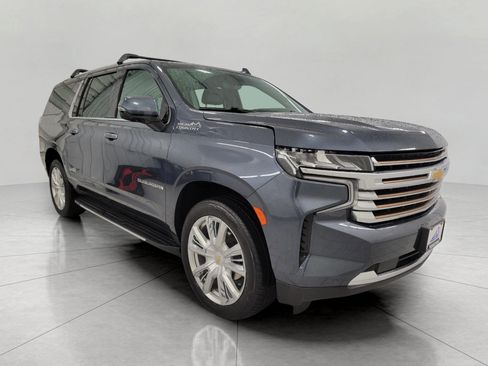 Used 2021 Chevrolet Suburban High Country AWD/4WD image 30