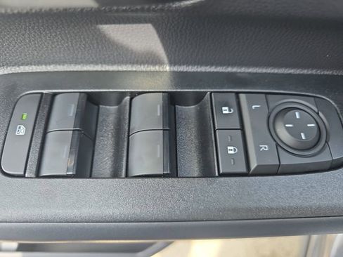 New 2026 Toyota 4Runner SR5 image 27