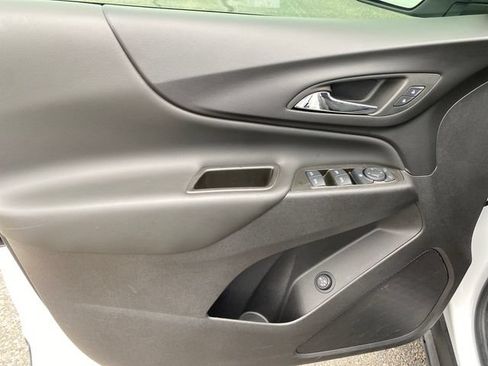 Certified 2024 Chevrolet Equinox LT AWD/4WD image 16