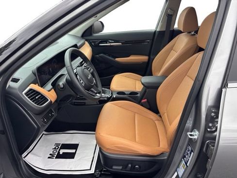 Certified 2024 Kia Seltos EX AWD/4WD image 10