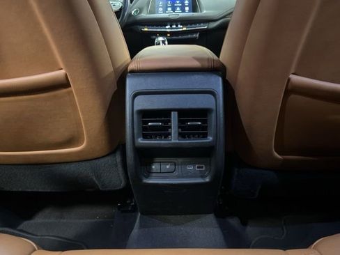 Used 2020 Cadillac XT4 Premium Luxury w/ Enhanced Visibility Package image 29