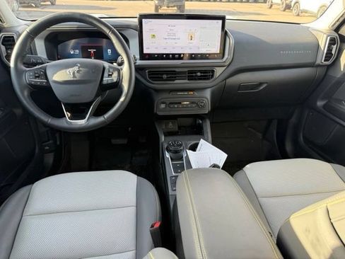 Used 2025 Ford Bronco Sport Badlands w/ Sasquatch Badlands Package AWD/4WD image 15