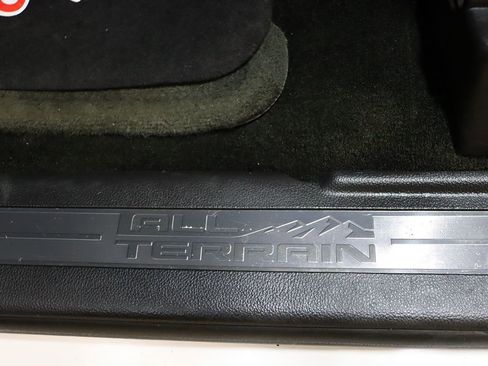 Used 2016 GMC Sierra 1500 SLE image 38