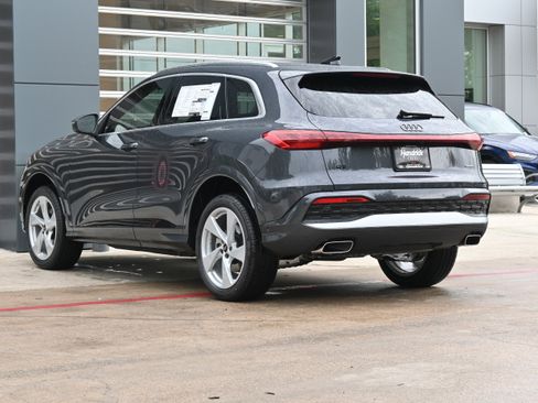 Used 2025 Audi Q5 Premium Plus image 7
