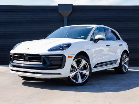 Used 2026 Porsche Macan Turbo AWD/4WD image 1