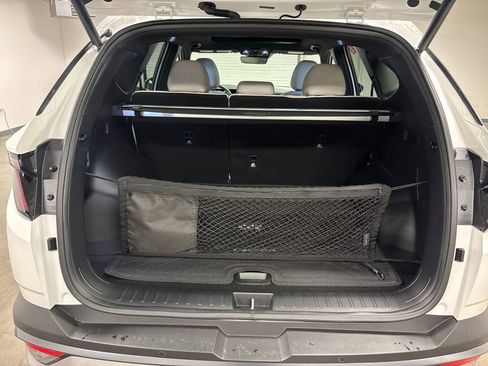 Used 2026 Hyundai Tucson Limited image 19