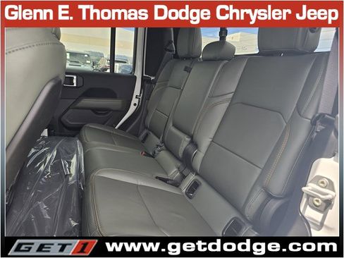 New 2026 Jeep Gladiator Mojave AWD/4WD image 12