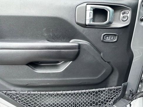 Used 2018 Jeep Wrangler Unlimited Sport S image 20