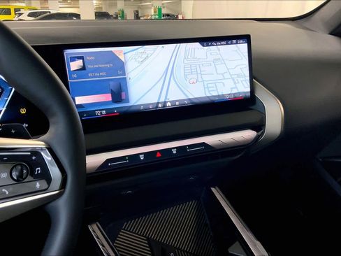 Certified 2025 BMW X3 xDrive30i image 6