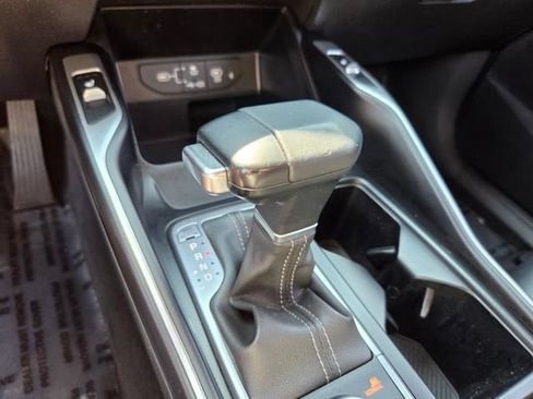 Used 2024 Kia Sorento S AWD/4WD image 29