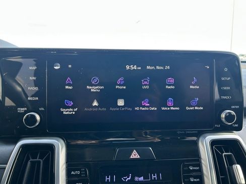 Certified 2021 Kia Sorento SX image 16