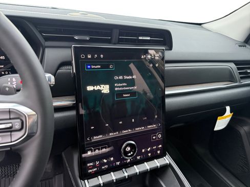 New 2026 GMC Terrain Denali w/ LPO, Floor Liner Package image 12