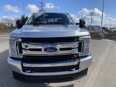 Used 2019 Ford F250 XL w/ STX Appearance Package image 6