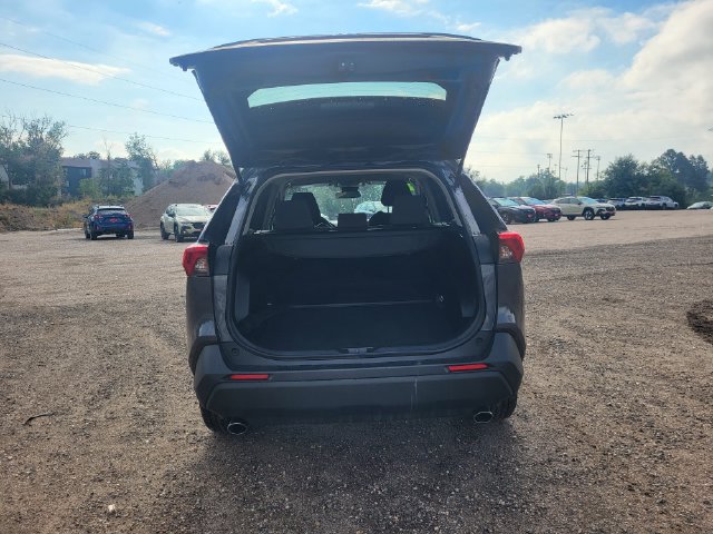 Used 2025 Toyota RAV4 XLE AWD/4WD image 26