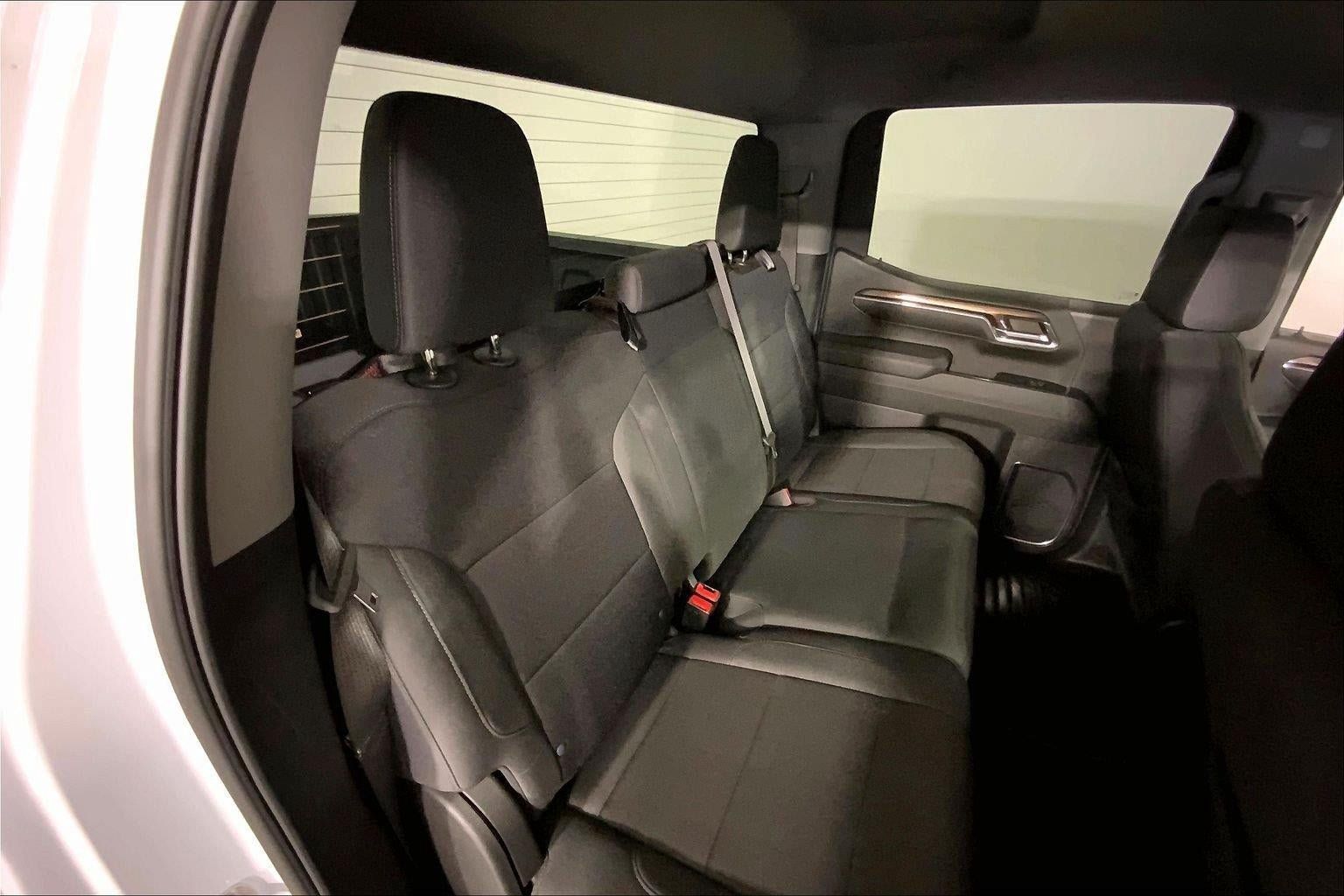 Used 2024 Chevrolet Silverado 1500 LT AWD/4WD image 23