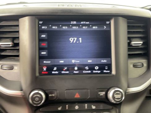 Used 2019 RAM 1500 Big Horn image 23