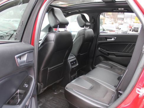 Used 2020 Ford Edge ST w/ Equipment Group 401A image 30