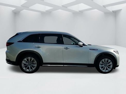 Certified 2025 MAZDA CX-90 3.3 Turbo w/ Premium Plus Pkg image 4