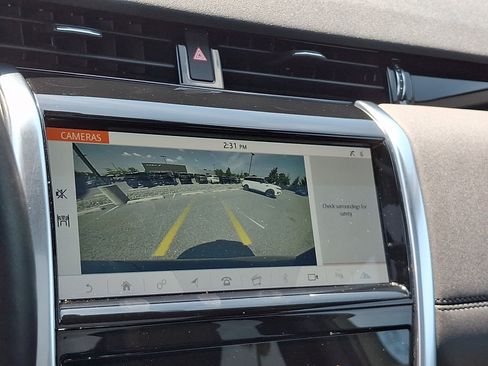 Used 2020 Land Rover Discovery Sport SE AWD/4WD image 20