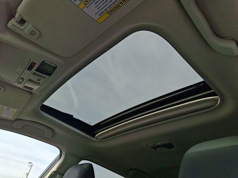 Used 2019 Subaru Outback 3.6R Limited w/ Popular Package #2 image 16