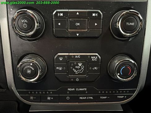 Used 2016 Ford Expedition XL w/ Equipment Group 101A AWD/4WD image 17