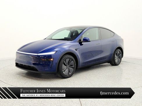 Used 2026 Tesla Model Y 2WD image 1