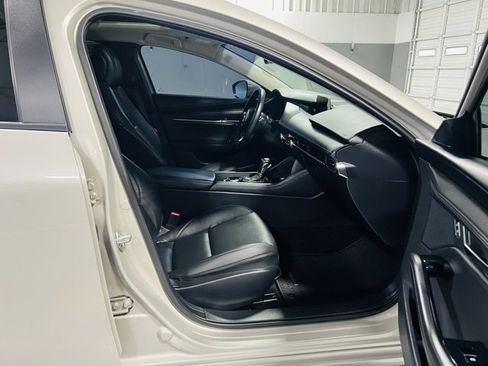 Used 2022 MAZDA MAZDA3 s image 33