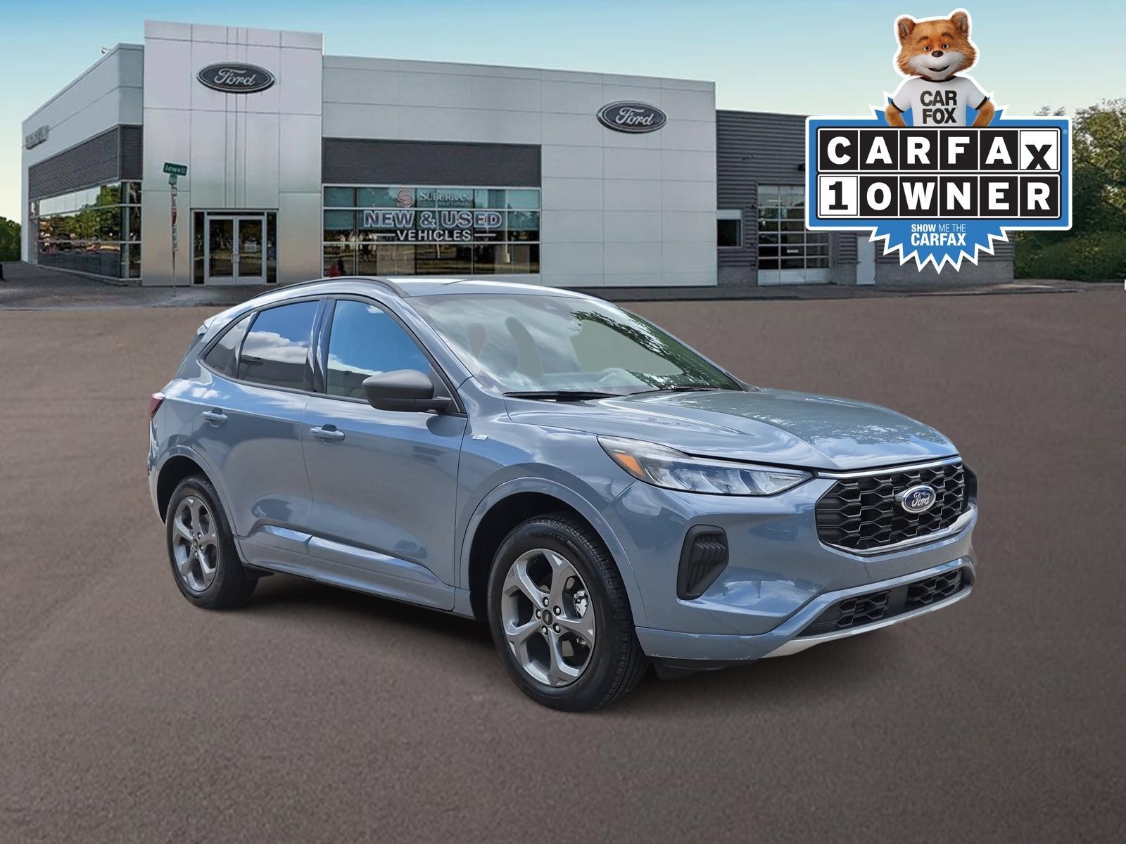 Used 2024 Ford Escape ST-Line w/ Tech Pack #1 AWD/4WD image 2