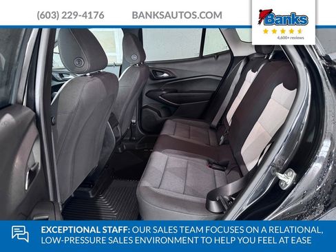 Certified 2024 Chevrolet Trax LS w/ LS Convenience Package image 9