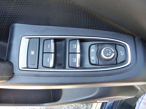 Used 2023 Subaru Ascent Touring AWD/4WD image 22