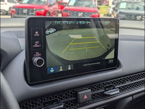 New 2026 Honda HR-V LX image 8