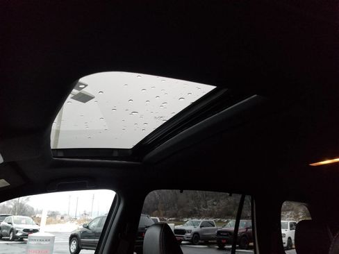 Used 2023 Honda Passport TrailSport image 25